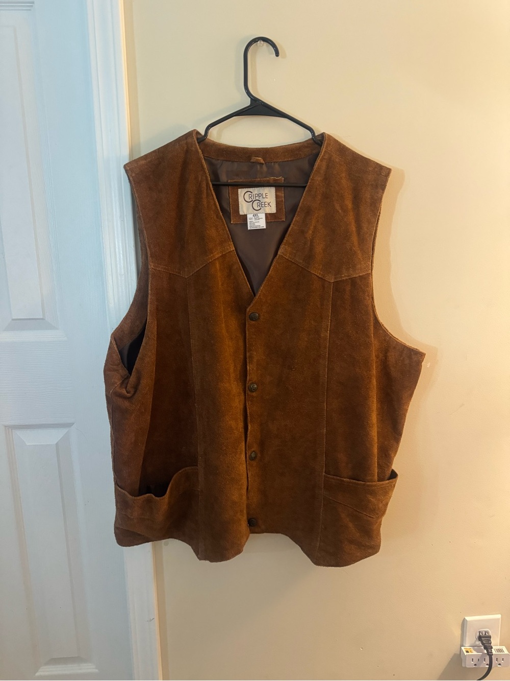 Cripple Creek Men's Brown Suede Button-Front Vest